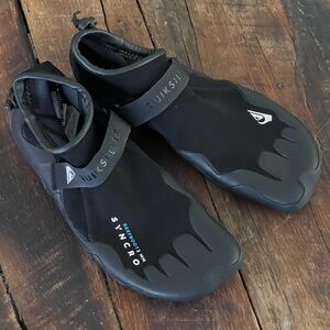 Quiksilver Black Synchro 2MM Reefboot Swim Booties Shoes Men’s Sz 13 Surfer